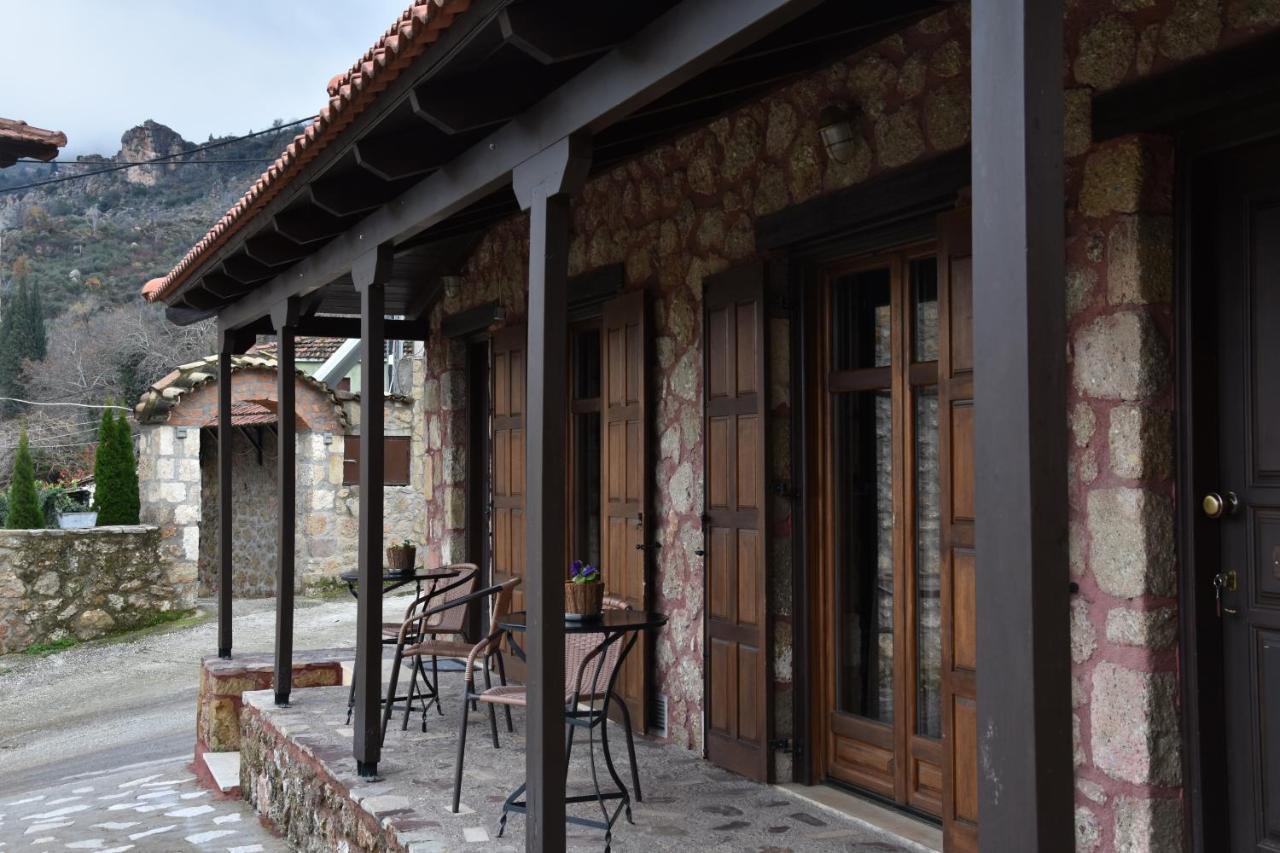 Paliokastro Guesthouse Kato Sinikia Trikalon Exterior foto